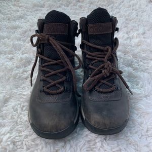 Colombia Hiking Boots